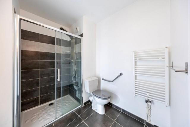 T2 Recent 45M2, Parking Inclus, Clim Apartment Aix-en-Provence Luaran gambar